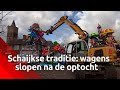 Carnavalswagens worden traditioneel gesloopt