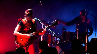 My Brightest Diamond &quot;Dragonfly&quot; @ Café de la Danse (Paris)