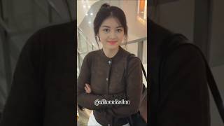 Download lagu Ada Gajah Dibalik Batu #love #music #indonesia #elinaadeviaa mp3 Download lagu Ada Gajah Dibalik Batu #love #music #indonesia #elinaadeviaa mp3