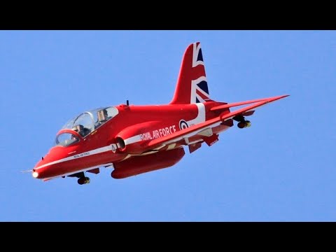 MASSIVE 1/3 SCALE RC RED ARROWS BAE HAWKS "REDS DUO" DISPLAY - BISHOPS AT THE BMFA NATIONALS - 2019