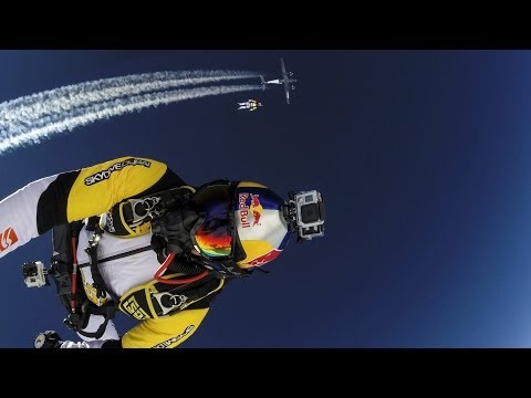 SOUL FLYERS: a jaw-dropping jump from an altitude of 10,000 m over Mont-Blanc!