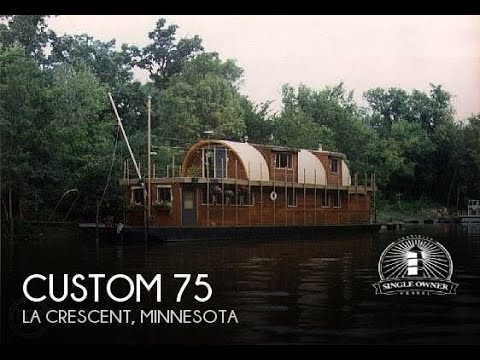 [UNAVAILABLE] Used 1983 Custom 75 House Boat in La Crescent, Minnesota