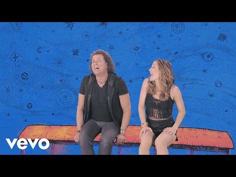 Soledad - Dame una Sonrisa ft. Carlos Vives