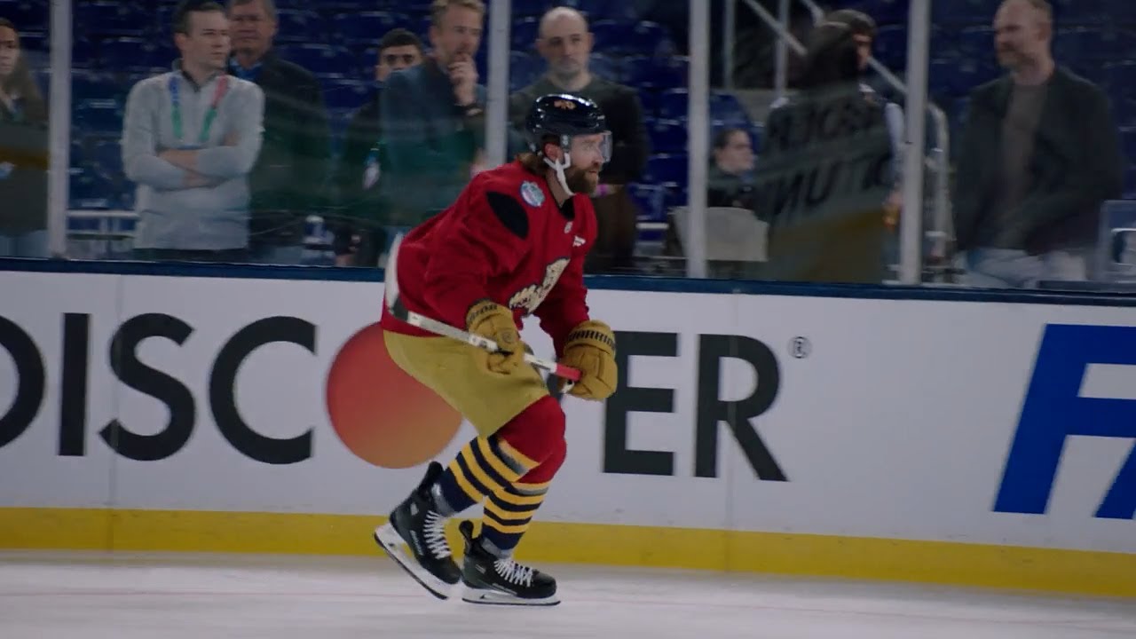 Aaron Ekblad MIC'D UP for Winter Classic practice 🎙️🌴
