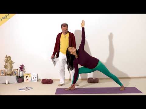 Erweiterte Seitenwinkelhaltung Winkel-Stellung mit gedehnter Seite - Yoga Asana Lexikon