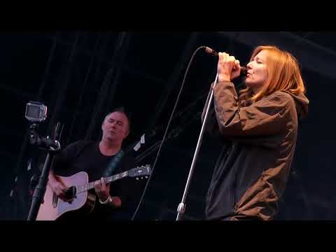 Portishead - Live At Rock En Seine 2014 (Full Concert) (HD)