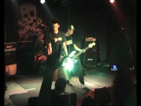 KONEC KONCŮ - FUTURUM - ZTRACENÁ VE TMĚ + REKLAMA