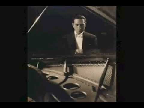 GEORGE GERSHWIN MEDLEY with RUDY VALLEE 1933 very rare....