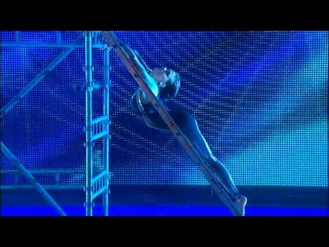Akrobatiska Ciccis "skräcknummer" - Talang (TV4)