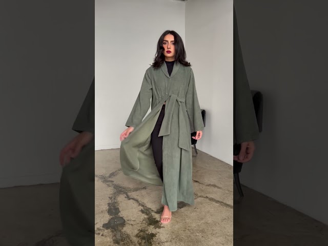 عباية خضراء بحزام جانبي - ساكاي III