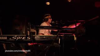 Charly García en vivo, Medio y Medio, Uruguay - Otro