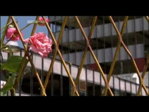 Srebrenica - A Cry from the Grave