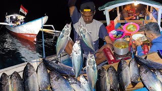Download lagu Fishing, Cooking & Eating on a Boat in the Middle of the Sea mp3