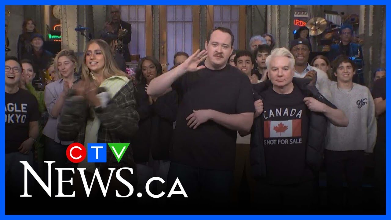 Mike Myers wears ‘Canada is not for sale' T-shirt on SNL
