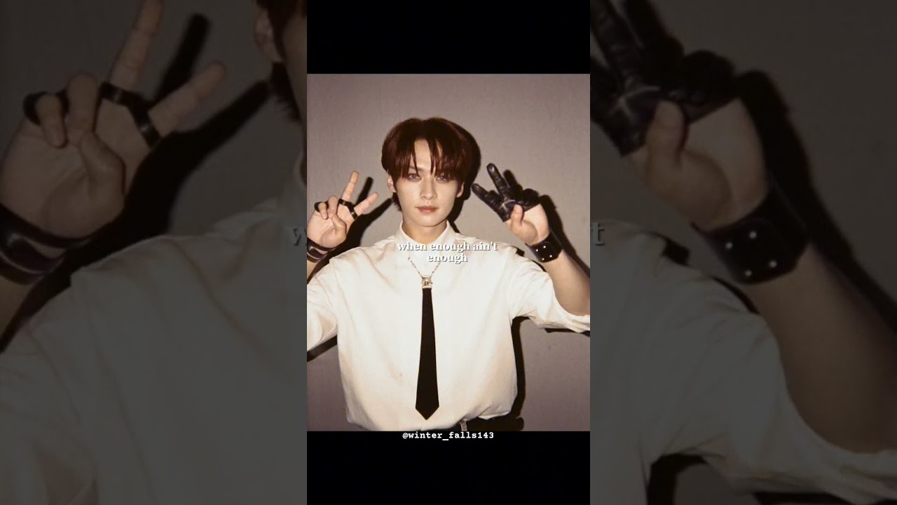 Obsession lee know version #obsession #leeknow #straykids #minnie #walkinonwater #hop  #danceracha