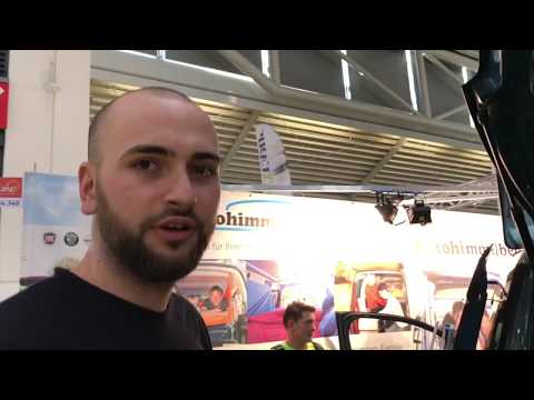 Autohimmelbett im VW Caddy aufgebaut auf der f.r.ee Messe I Camperkid