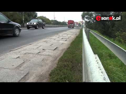 INTERWENCJA ESANOK.PL: Chodnik przy ul. Przemyskiej (VIDEO HD)
