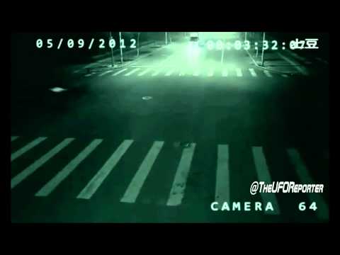 CCTV camera captured Teleportation in China - September 2012