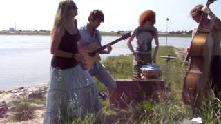 preview picture of video '45 Stereo - Going up the country'