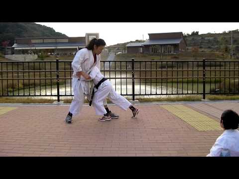 2012-11-19- 雄光と明宝の空手道①　タックル　by 大阪の霊視占いの光明