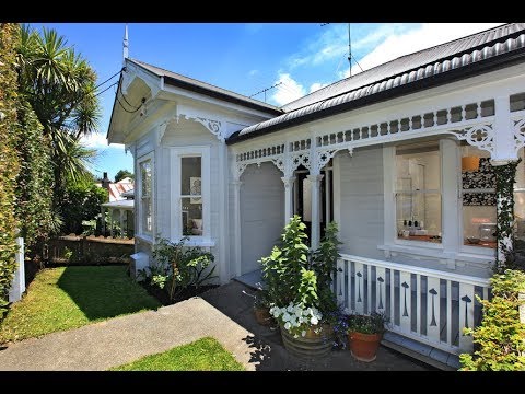 27 Third Avenue, Kingsland