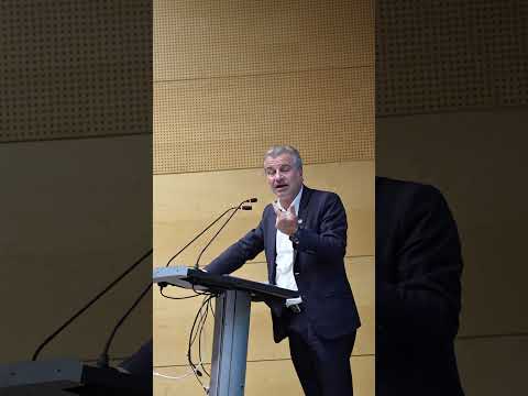 Voir la vidéo de la soirée