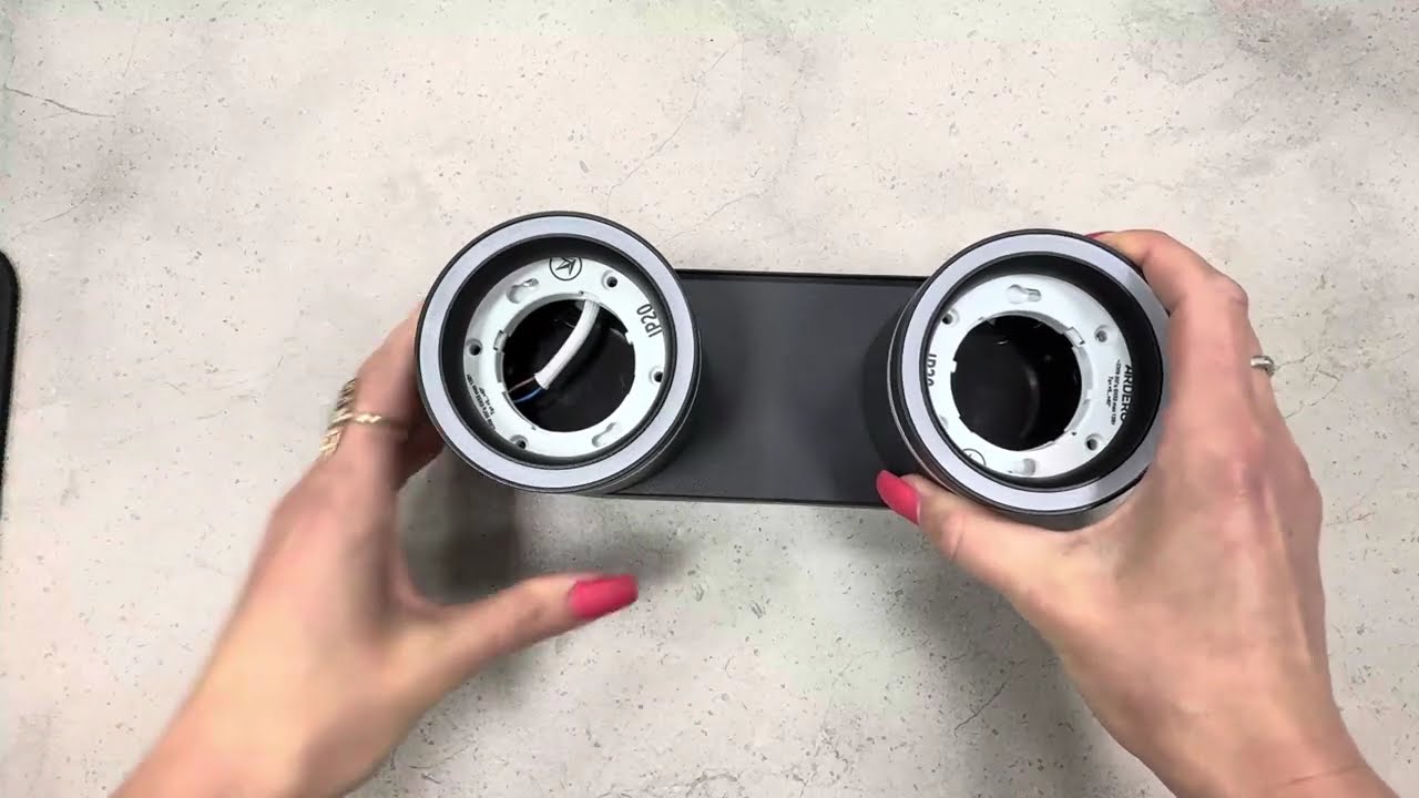 Накладной светильник поворотный спот Ardero ML418-2 черный под лампу 80327