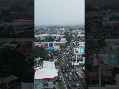 Tarde nublada y de trafico en Zapote, San Jose #costarica #puravida #drone #dji #travel