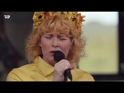 Annika Aakjær fortolker Michael Falch | Toppen af poppen | TV 2