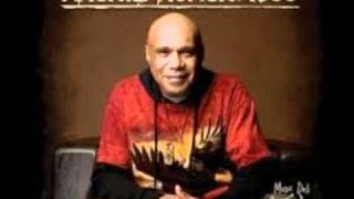 Christmas Eve  -  ARCHIE ROACH ft PAUL KELLY