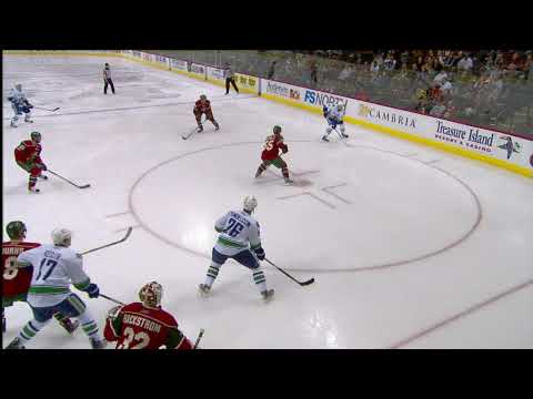Canucks at Wild - Game Highlights - 11.05.09 - HD