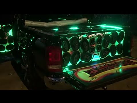 Amarok BeatsBass 8 Cara Preta Toda No Acrílico Tocando (Vai Taca Taca)