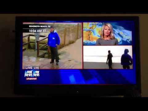 Fox Reporter Peter Doocy Stuck in Sand During Live Hurricane Sandy Report! 10/29/12
