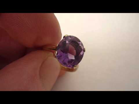Vintage 9ct Gold & Large Solitaire Amethyst Dress Ring. Size. M