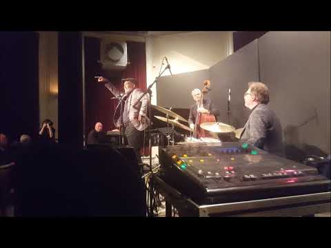 Jazz Trio met zang van Humphrey Campbell @ Azijnfabriek Den Bosch (1)