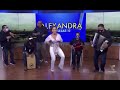 Alexandra a las 12 bailando bien perro