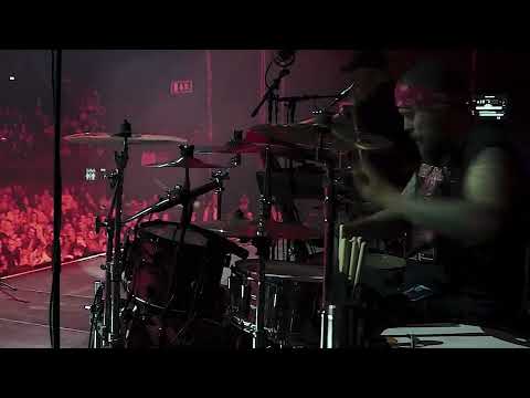 Stage Dolls - Commandos intro Oslo Spektrum June 9th 2024