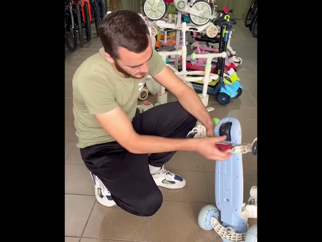 Дитячий триколісний самокат INFINITY музика, підсвітка, сидіння, бортик, батьківська ручка Рожевий