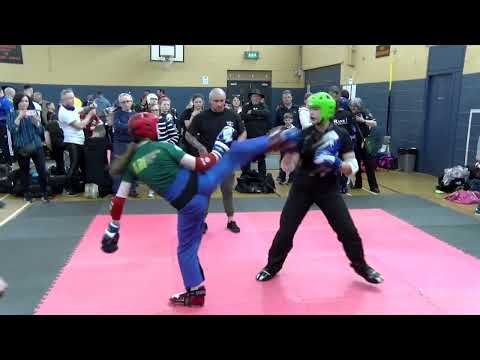 Amy Wade v Abbey Dooley Munster Open 23