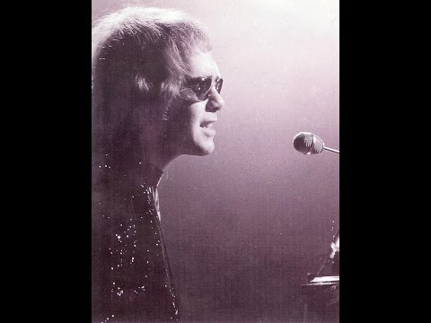 Elton John - Country Comfort (Live in New York 1970)