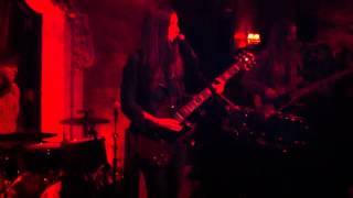 Haim - Better Off  (live @ Bardot)