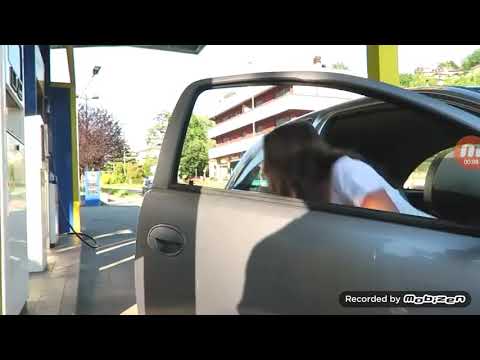 Quando sei in macchina con una ragazza realtà