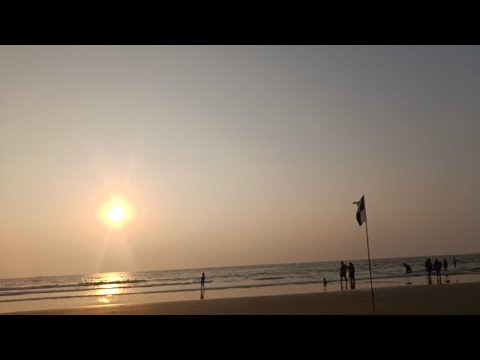 Elderly couple walking on the beach 🏖️ ❤️