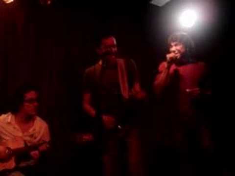 Christiaan Oyens, Milton Guedes e Moska - Enquanto Durmo