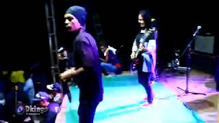 Download lagu DKINGS - HAPUS NOMERKU mp3 Download lagu DKINGS - HAPUS NOMERKU mp3