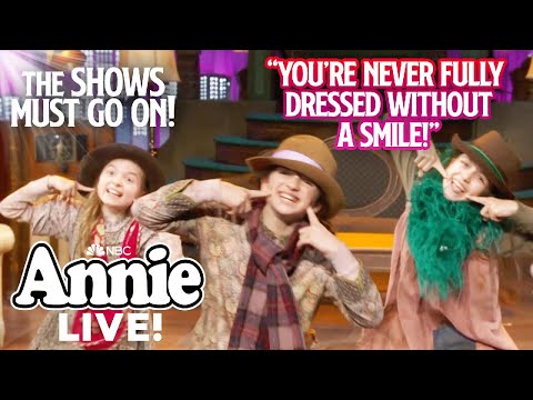 The Ever So Jolly "You're Never Fully Dressed Without a Smile" | Annie Live!