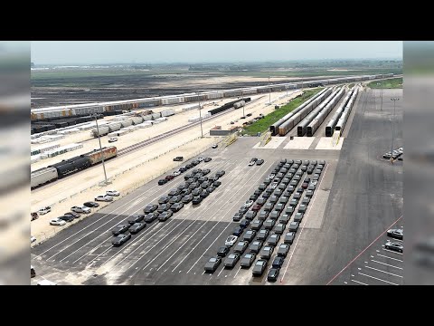 Tesla Cybertrucks & Model Ys ready for transport @ Hutto TX railyard | 5-6-24 | #gigatexas