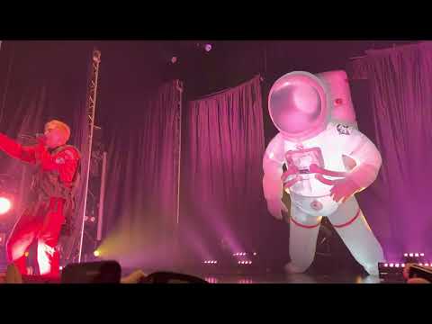 2022.11.27 DPR LIVE - S.O.S + Neon @Zepp New Taipei