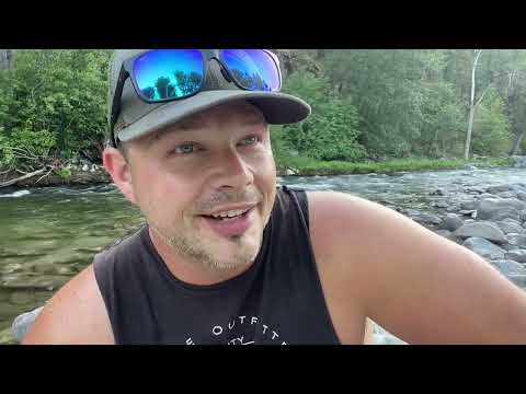 ARE YOU KIDDING !  King Salmon FROM THE SHORE! | drift fishing