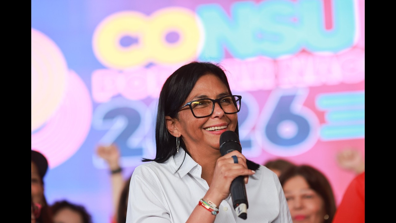 Delcy Rodríguez en el estado Sucre, animando a la Consulta Popular Nacional del 8 de marzo